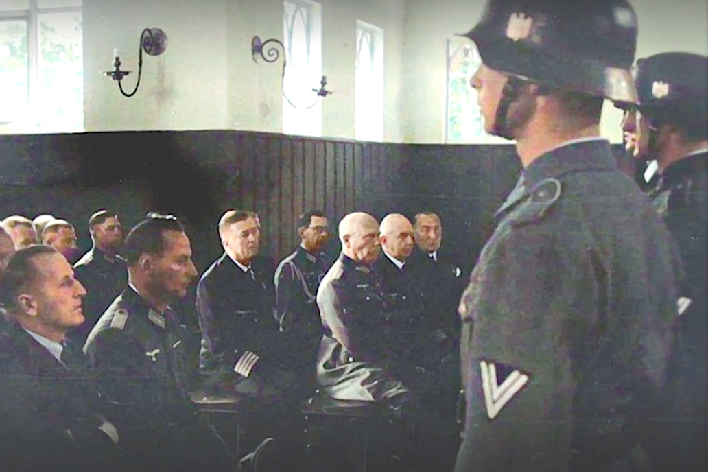 Müller vid den svenske marinofficeren Gotthard Wachtmeisters begravning i Norge, 1942.